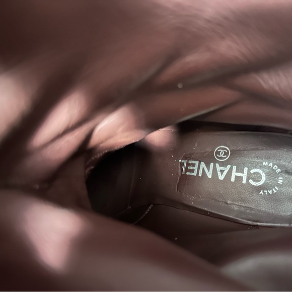 Chanel Pre-Fall 2012 Mid Calf Boot - Picture 6 of 13